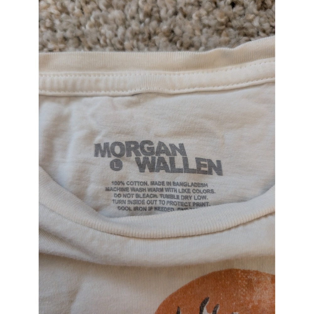 Morgan Wallen Womens Large Cream Graphic T-Shirt Rodeo Horse Country Music Tee - Picture 3 of 5